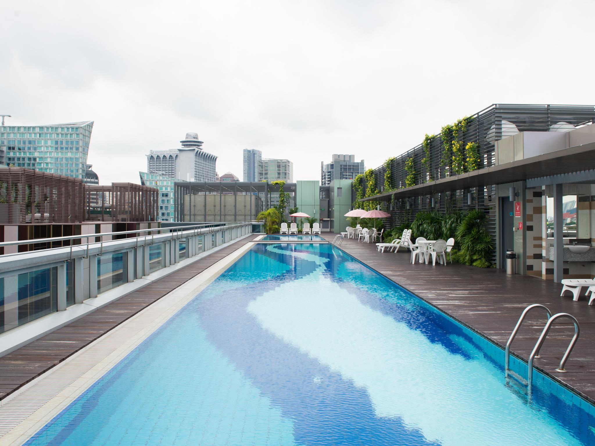 Hotel Chancellor@Orchard Singapore Exteriör bild