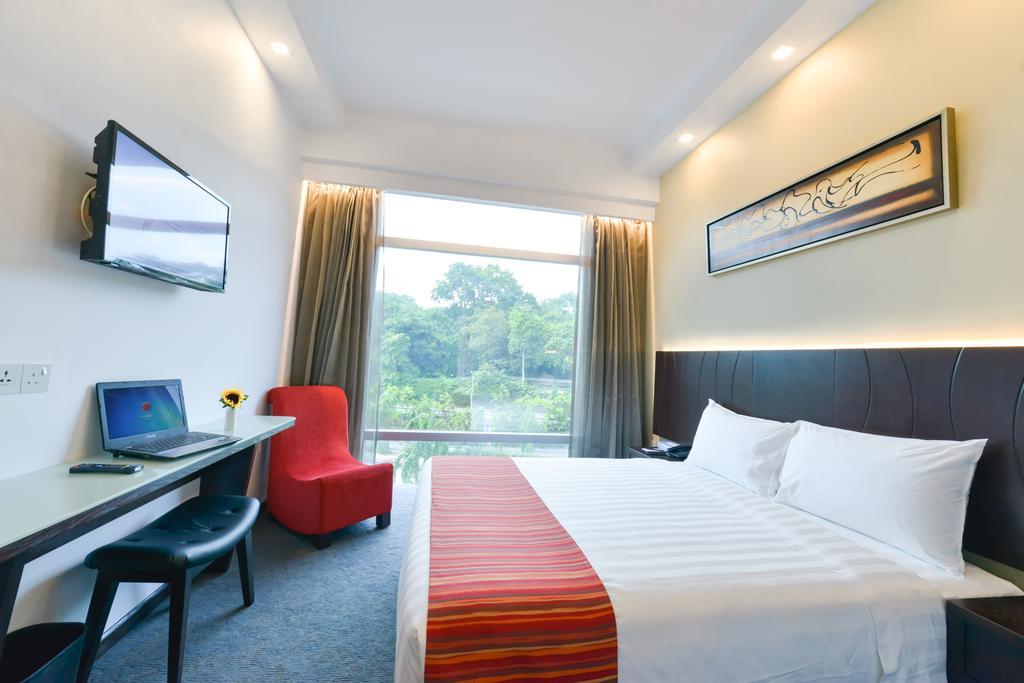 Hotel Chancellor@Orchard Singapore Exteriör bild