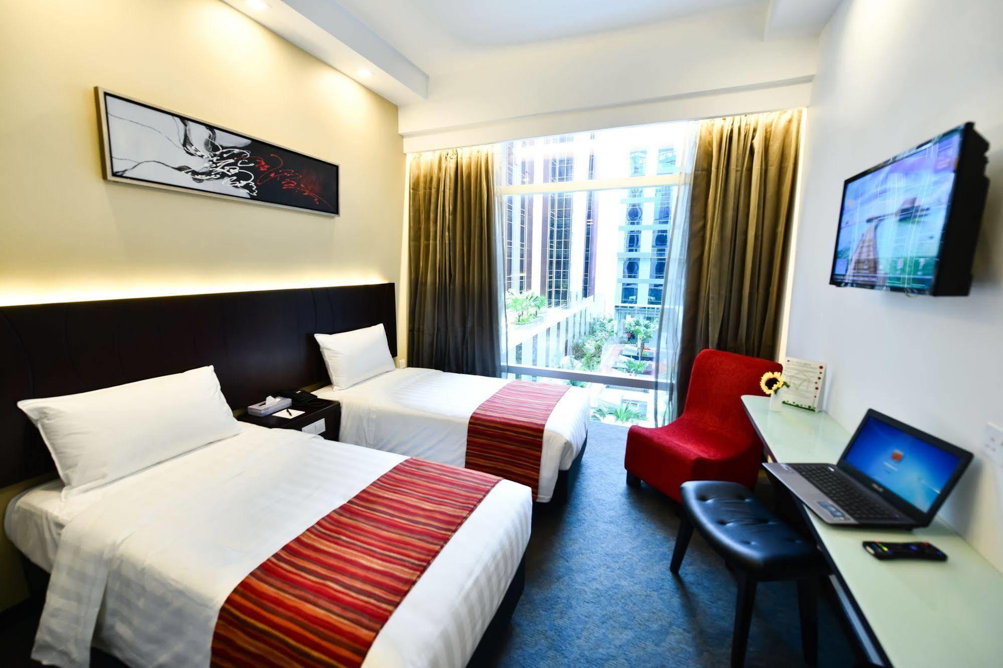 Hotel Chancellor@Orchard Singapore Exteriör bild